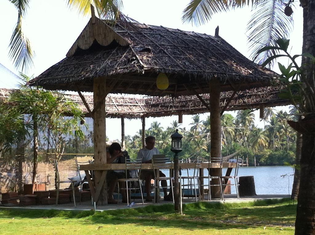 Ambadi Villas Kochi מראה חיצוני תמונה